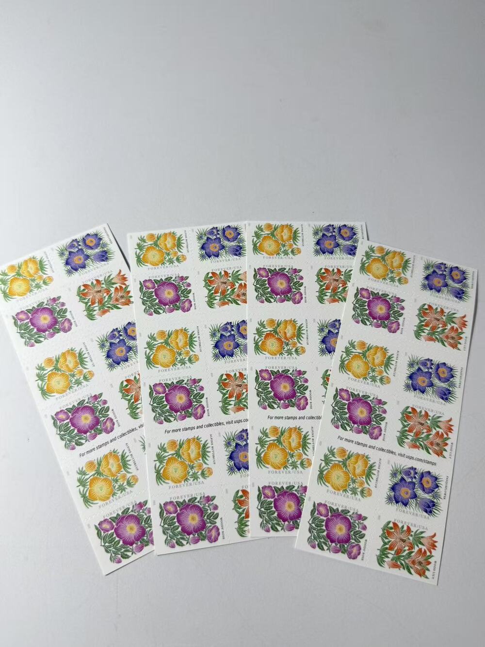 🎀Forever Stamps-Pack of 10 booklets (200 stamps total)